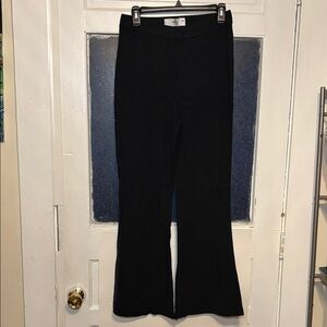 Hollister Women’s Black Stretch Flared Lounge Pants Size Large